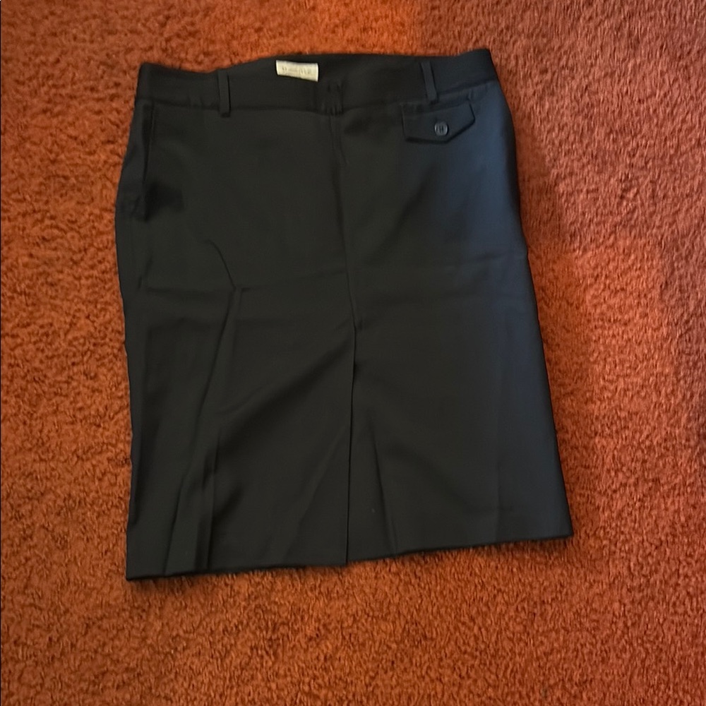 Elegant Black Women's Skirt